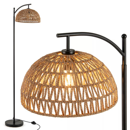 Łukowa lampa podłogowa z plecionym miseczkowatym abażurem i przełącznikiem nożnym
